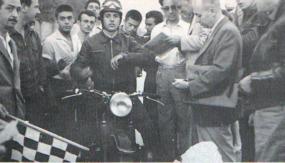 Ο Α. Καραμητσόπουλος σε εκκίνηση